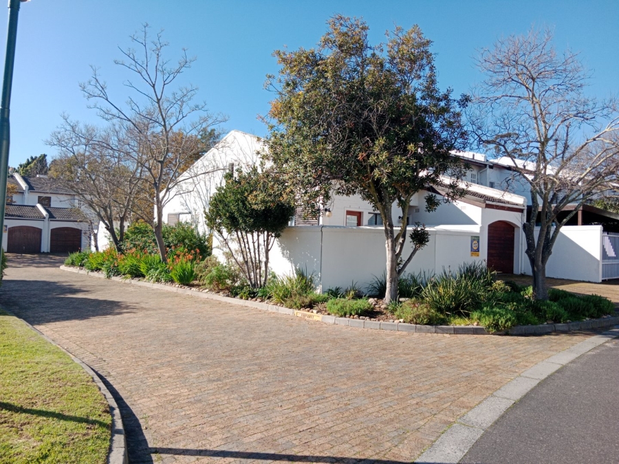 To Let 2 Bedroom Property for Rent in Die Boord Western Cape